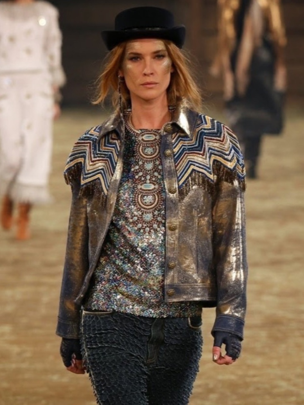 Chanel Dallas Paris 2014 Hologram Sequin Top Size 44